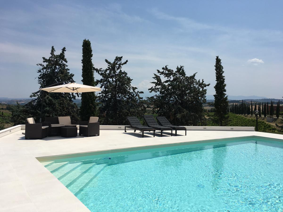 Contado San Lorenzo B&B And Wine Castilenti Bagian luar foto