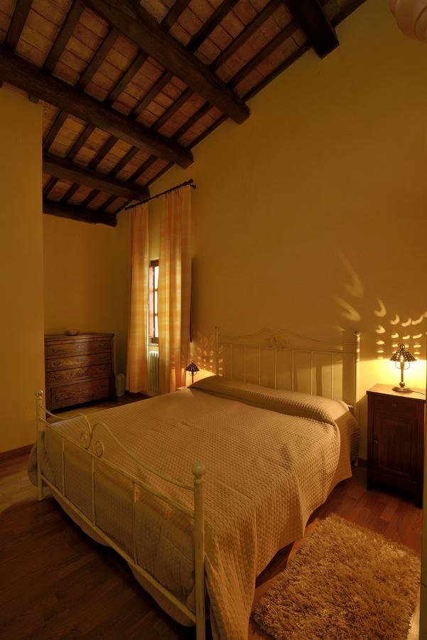 Contado San Lorenzo B&B And Wine Castilenti Bagian luar foto